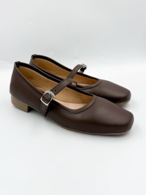 Ballerina Edna Marrón