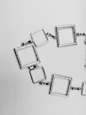 Correa de Cadenas Cuadrado Asimétrico Plateado